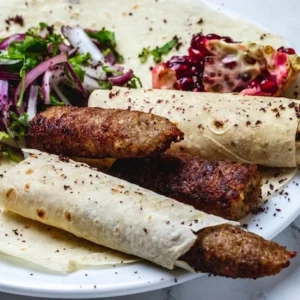 CHICKEN/BEEF KEBAB ROLL